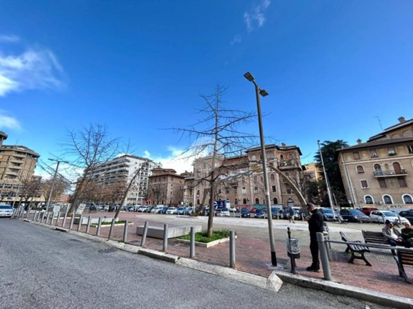 appartamento in vendita a Roma in zona Portuense