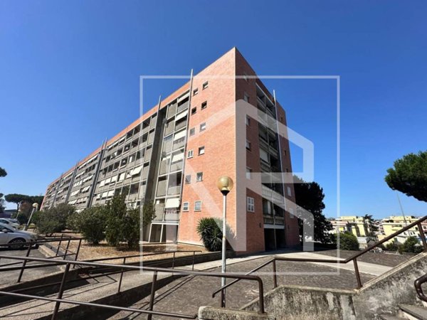 appartamento in vendita a Roma in zona Torre Maura