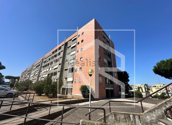 appartamento in vendita a Roma in zona Torre Maura