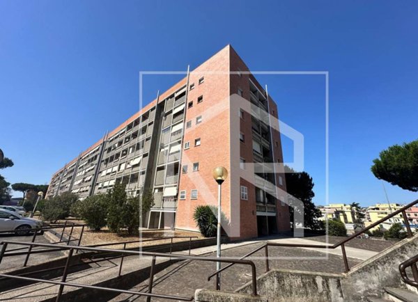 appartamento in vendita a Roma in zona Torre Maura