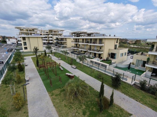 appartamento in vendita a Roma in zona Acilia
