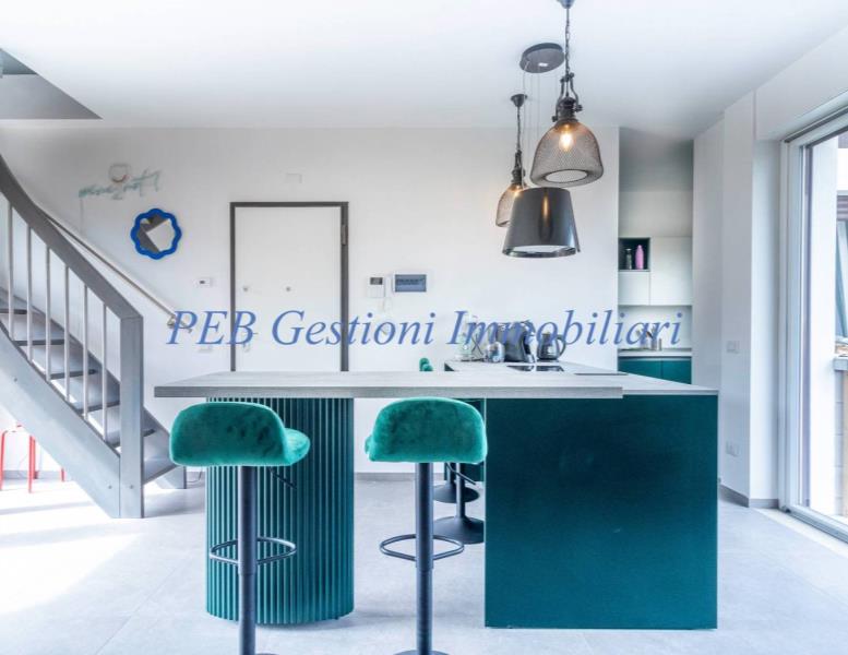 appartamento in vendita a Roma in zona Ostiense