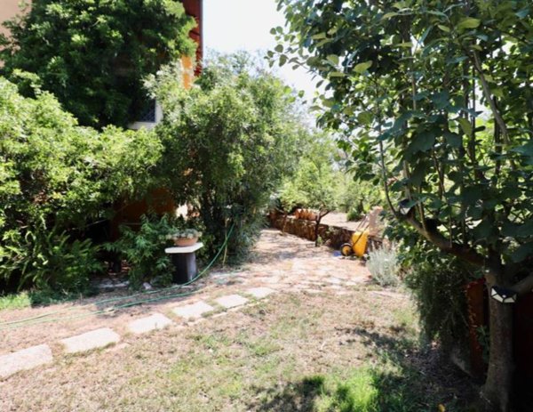 casa indipendente in vendita a Roma in zona Trigoria
