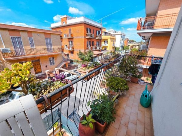 appartamento in vendita a Roma in zona Casalotti