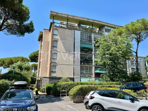 appartamento in vendita a Roma in zona EUR