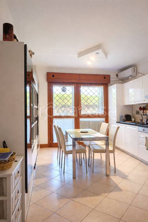 appartamento in vendita a Roma in zona Gianicolense