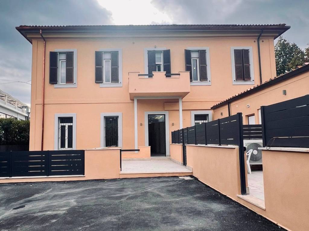 appartamento in vendita a Roma in zona Grottarossa