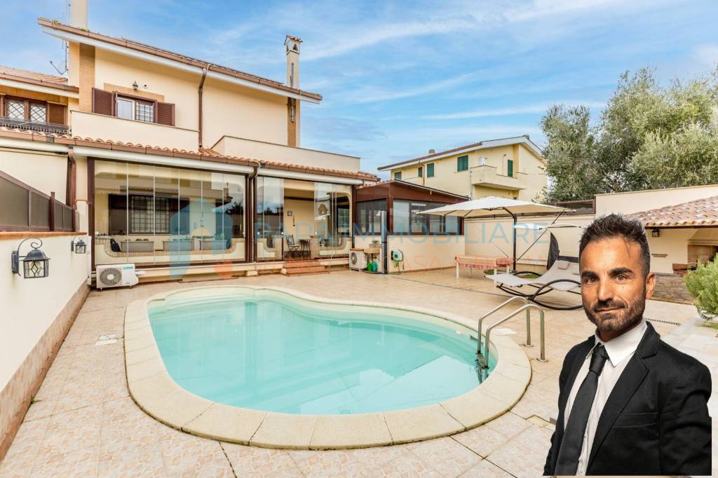 casa indipendente in vendita a Roma in zona Castel di Leva