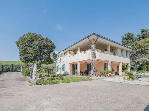 casa indipendente in vendita a Roma in zona Castel di Leva