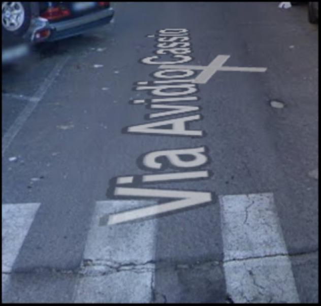 negozio in vendita a Roma in zona Tuscolano