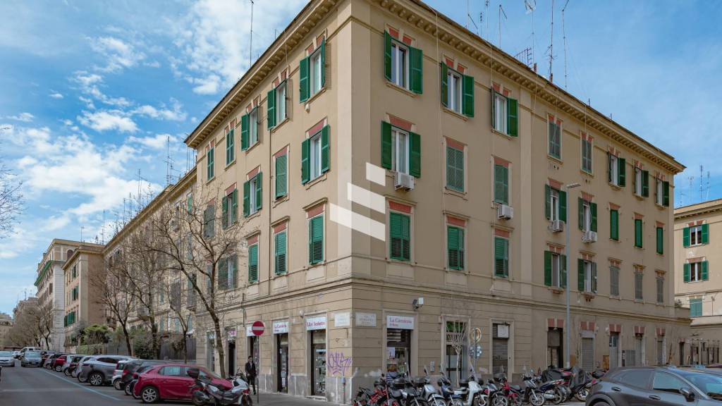 negozio in vendita a Roma in zona Trionfale