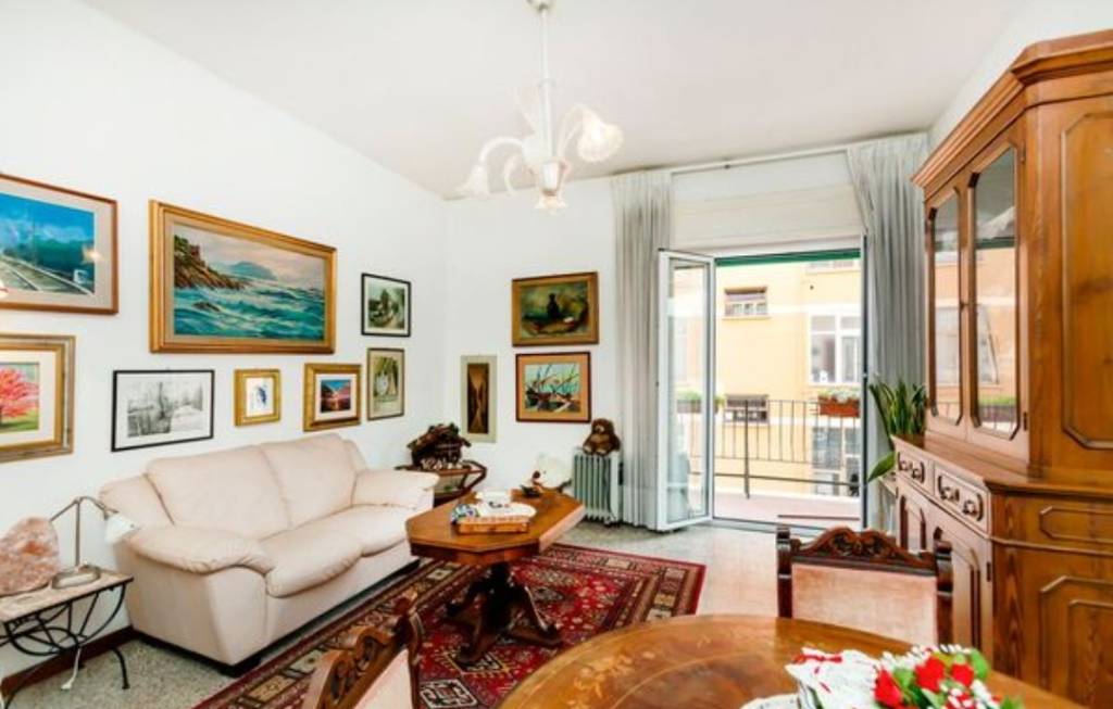 appartamento in vendita a Roma in zona Ostiense