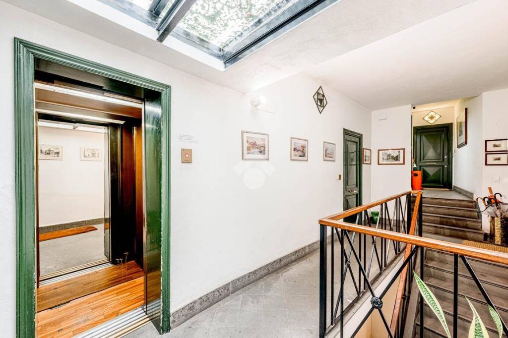 appartamento in vendita a Roma in zona Trastevere