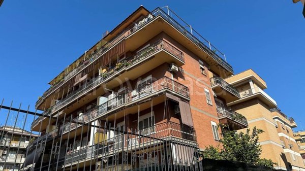 appartamento in vendita a Roma in zona Prenestino-Centocelle