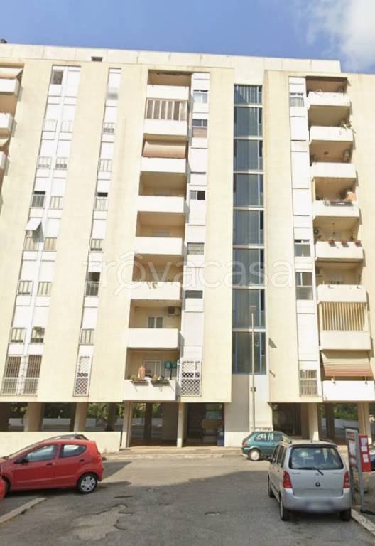 appartamento in vendita a Roma in zona EUR