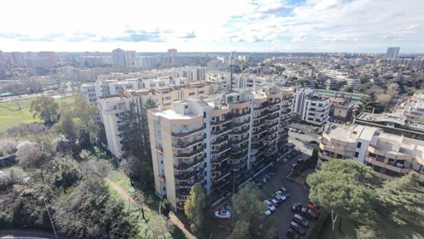 appartamento in vendita a Roma in zona EUR