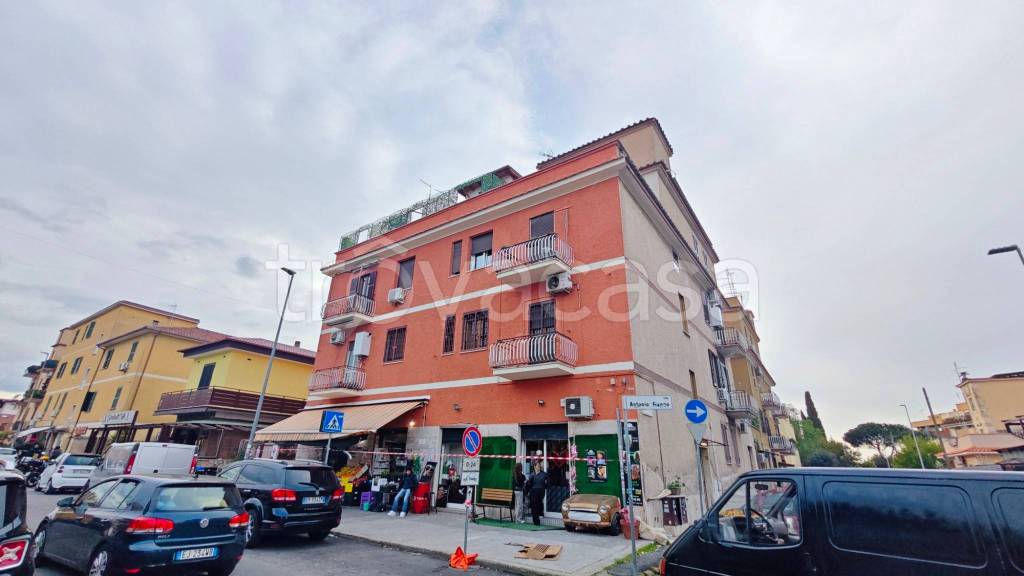appartamento in vendita a Roma in zona Tor Vergata/Torrenova