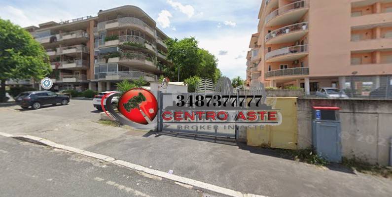 ufficio in vendita a Roma in zona Mezzocammino