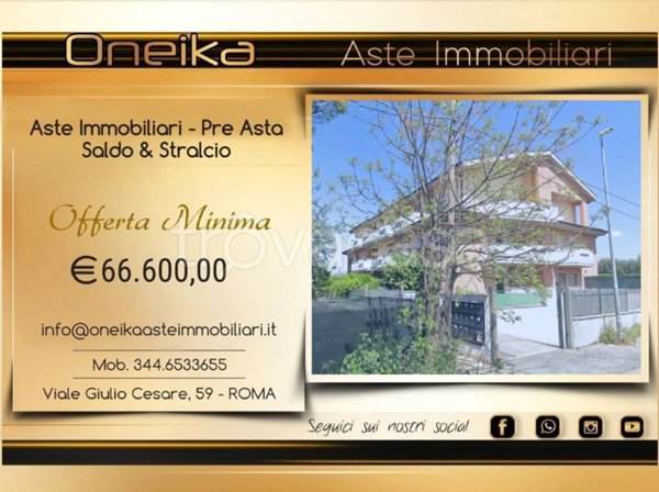 appartamento in vendita a Roma in zona Finocchio