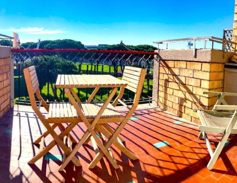 appartamento in vendita a Roma in zona Ostia