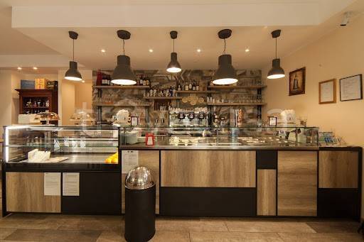 negozio in vendita a Roma in zona Parione/Sant'Eustachio