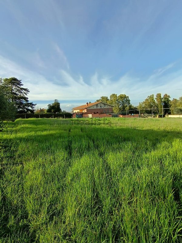 terreno agricolo in vendita a Roma in zona Trigoria