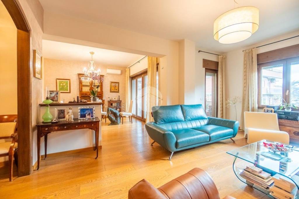 appartamento in vendita a Roma in zona Monte Sacro/Talenti