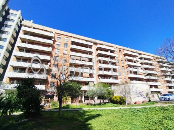 appartamento in vendita a Roma in zona Cinecittà