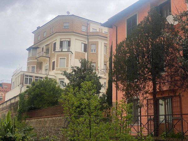 appartamento in vendita a Roma in zona Aurelio