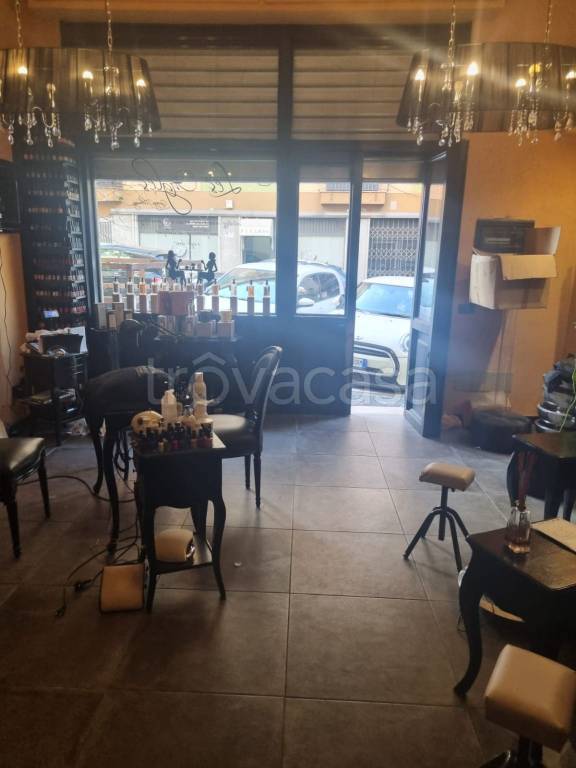 negozio in vendita a Roma in zona Tor di Quinto