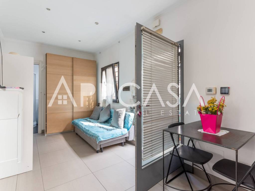 appartamento in vendita a Roma in zona Tuscolano