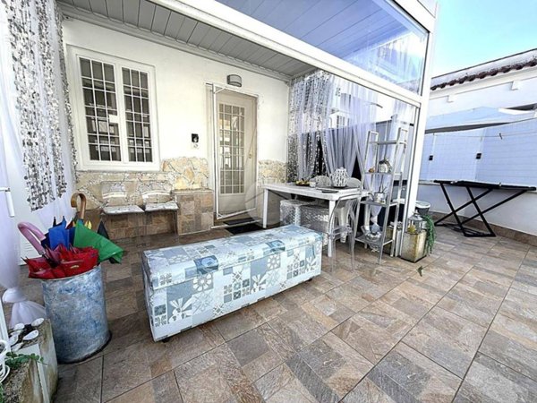 appartamento in vendita a Roma in zona Torre Angela