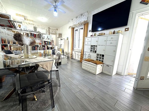 appartamento in vendita a Roma in zona Torre Angela