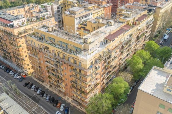 appartamento in vendita a Roma in zona Monte Sacro/Talenti