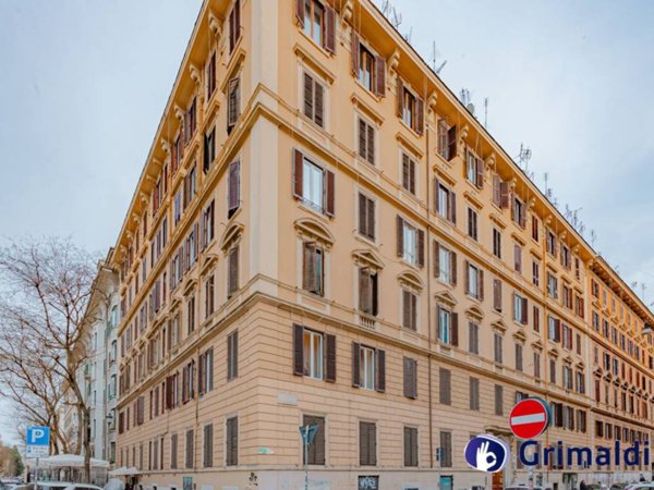 appartamento in vendita a Roma in zona Rione Prati