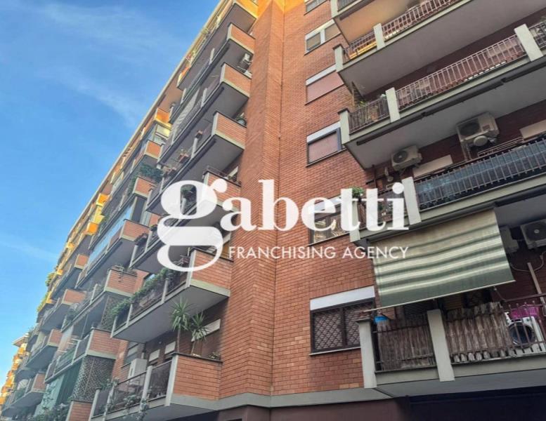 appartamento in vendita a Roma in zona Collatino