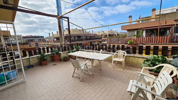 appartamento in vendita a Roma in zona Ostia