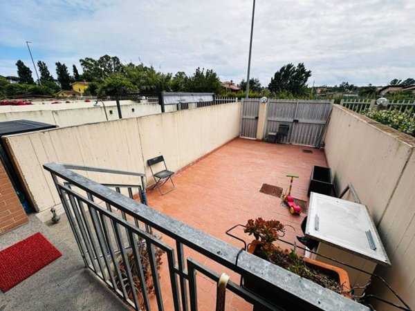 casa indipendente in vendita a Roma in zona Collatino