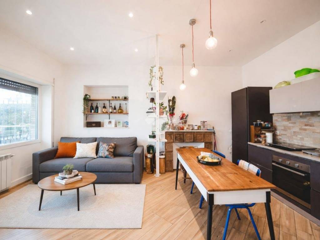 appartamento in vendita a Roma