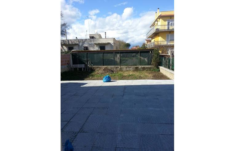 appartamento in vendita a Roma in zona Castelverde