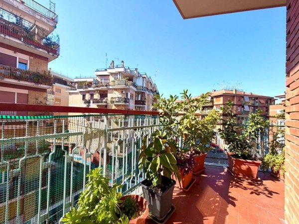 appartamento in vendita a Roma in zona Gianicolense