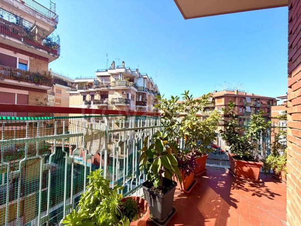 appartamento in vendita a Roma in zona Gianicolense
