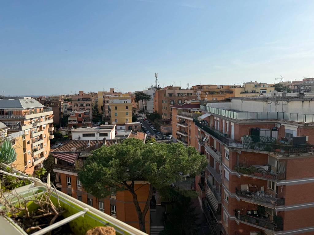 appartamento in vendita a Roma in zona Gianicolense