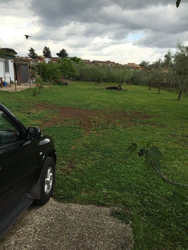 terreno edificabile in vendita a Roma in zona Case Rosse
