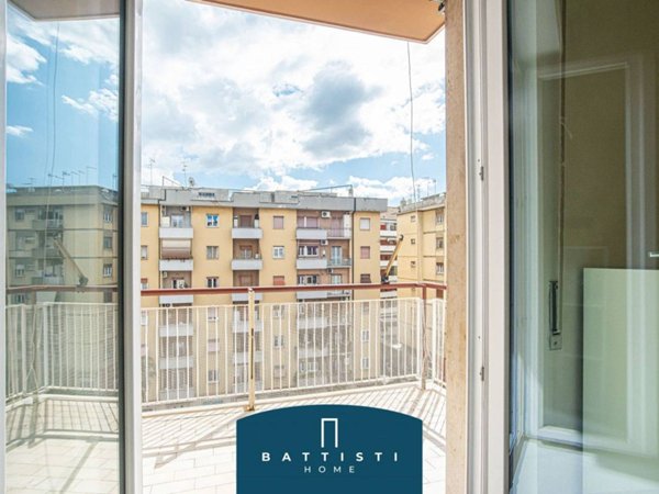 appartamento in vendita a Roma in zona Appio Claudio