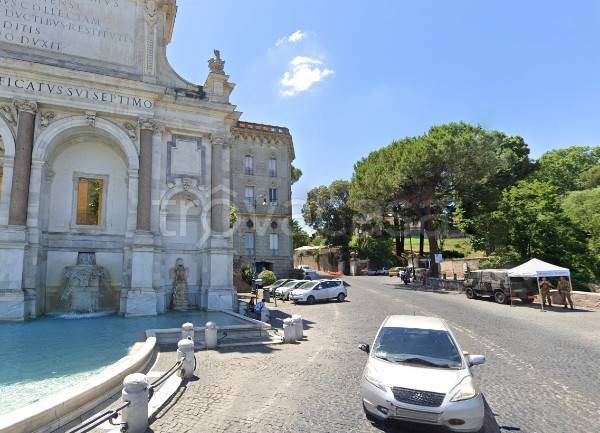 negozio in vendita a Roma in zona Trastevere