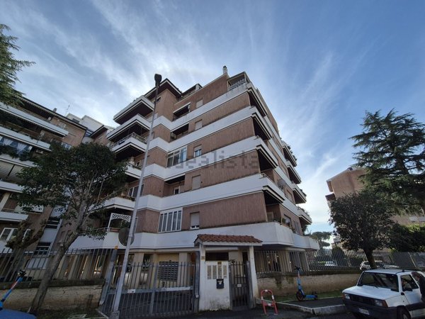 appartamento in vendita a Roma in zona Primavalle