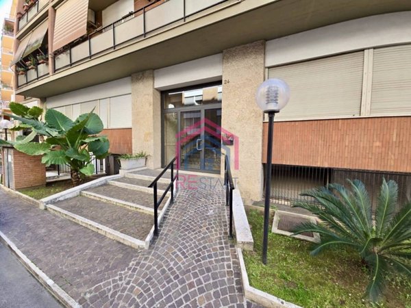 appartamento in vendita a Roma in zona Ponte Mammolo