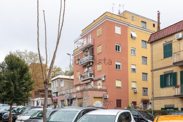 appartamento in vendita a Roma in zona Prenestino-Centocelle