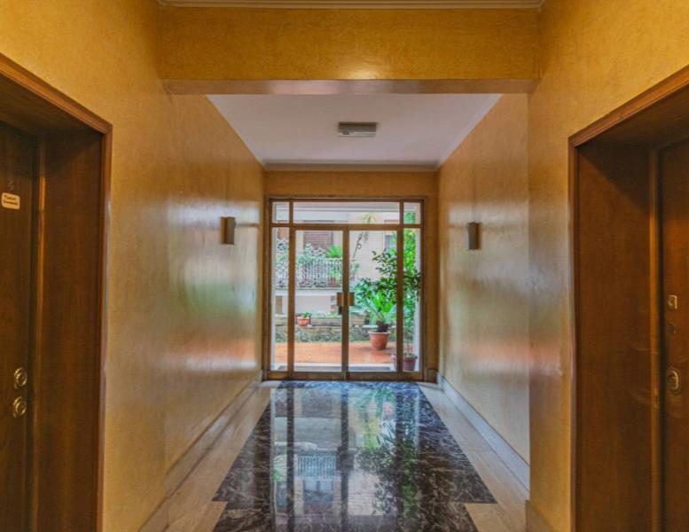 appartamento in vendita a Roma in zona Tor di Quinto